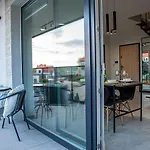 Apartment Niebo Przy Plazy Royal Aparts *