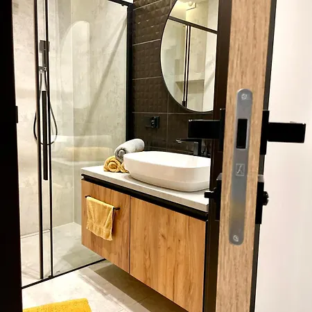 Niebo Przy Plaży Royal Aparts Apartamento *